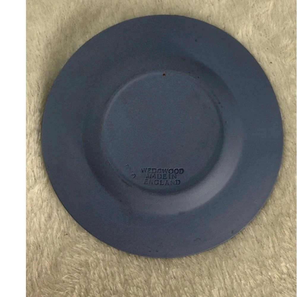 Wedgwood Jasperware Blue Grapevine Round Trinket Ashtray Dish Coaster‎ England